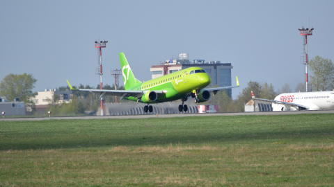 Embraer 170 аэропорт Домодедово