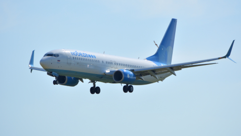 Boeing 737 аэропорт Внуково